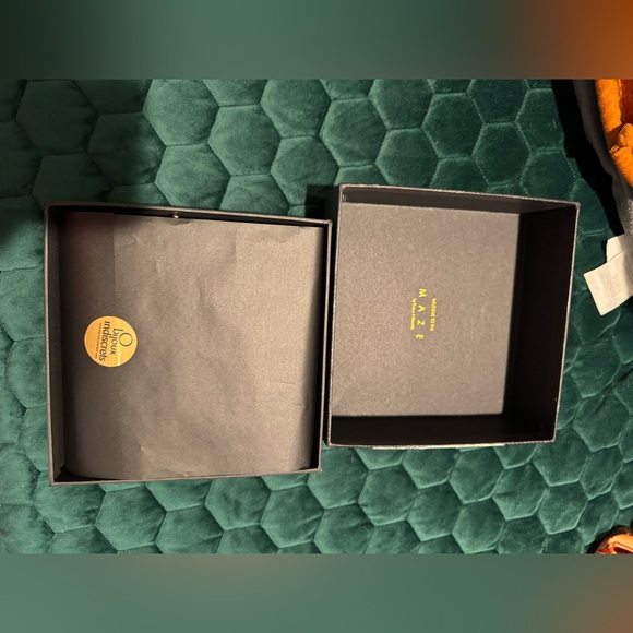 Bijoux Indiscrets Wide Belt and Restraints - Picture 4 of 6